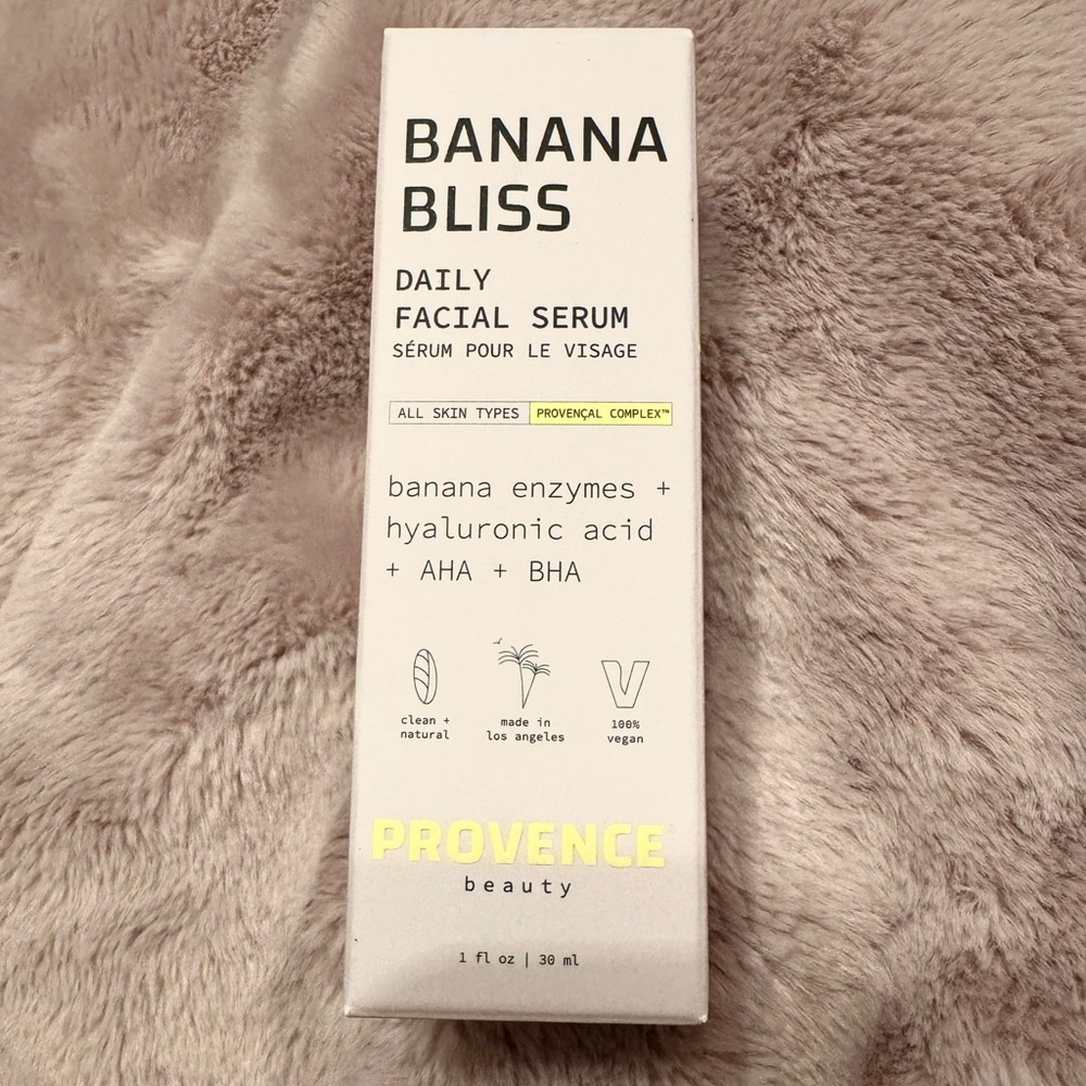 🆕Banana Bliss Daily Facial Serum - White🆕